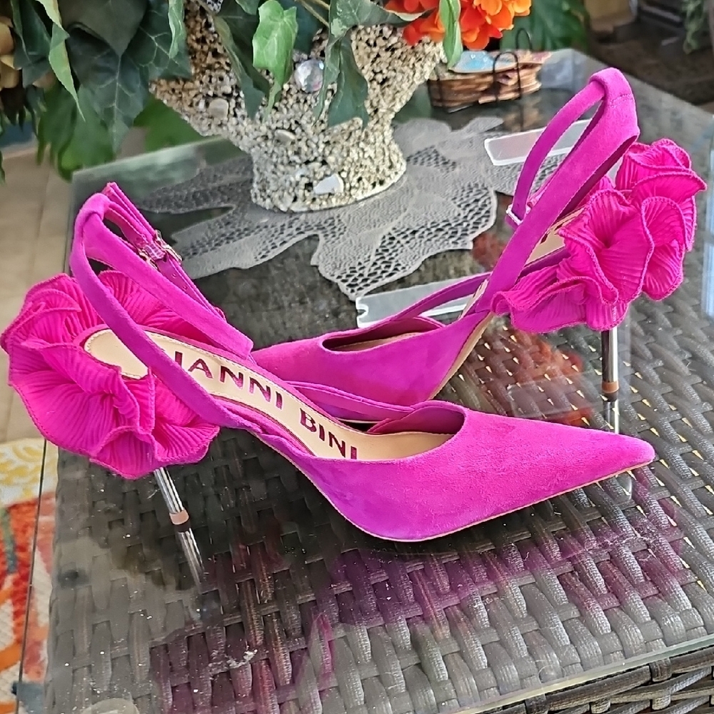 Gianni Bini Fuchsia Floral Heels - Picture 8 of 10